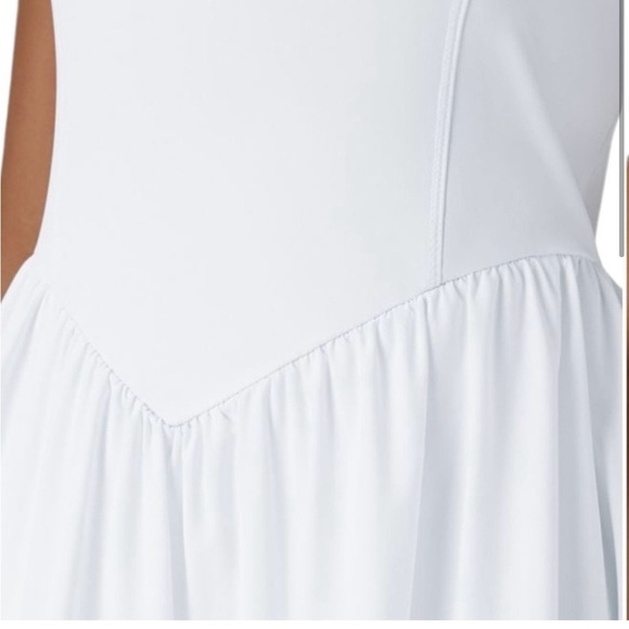 NWT Breezeful Backless Corset 2-in-1 Pocket Mini Quick Dry Active Dress NWT - Picture 3 of 8